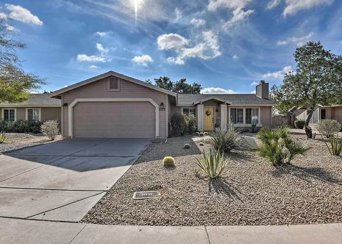 Dom wakacyjny Work, Play & Stay: Scottsdale Gem W/ Outdoor Oasis Scottsdale